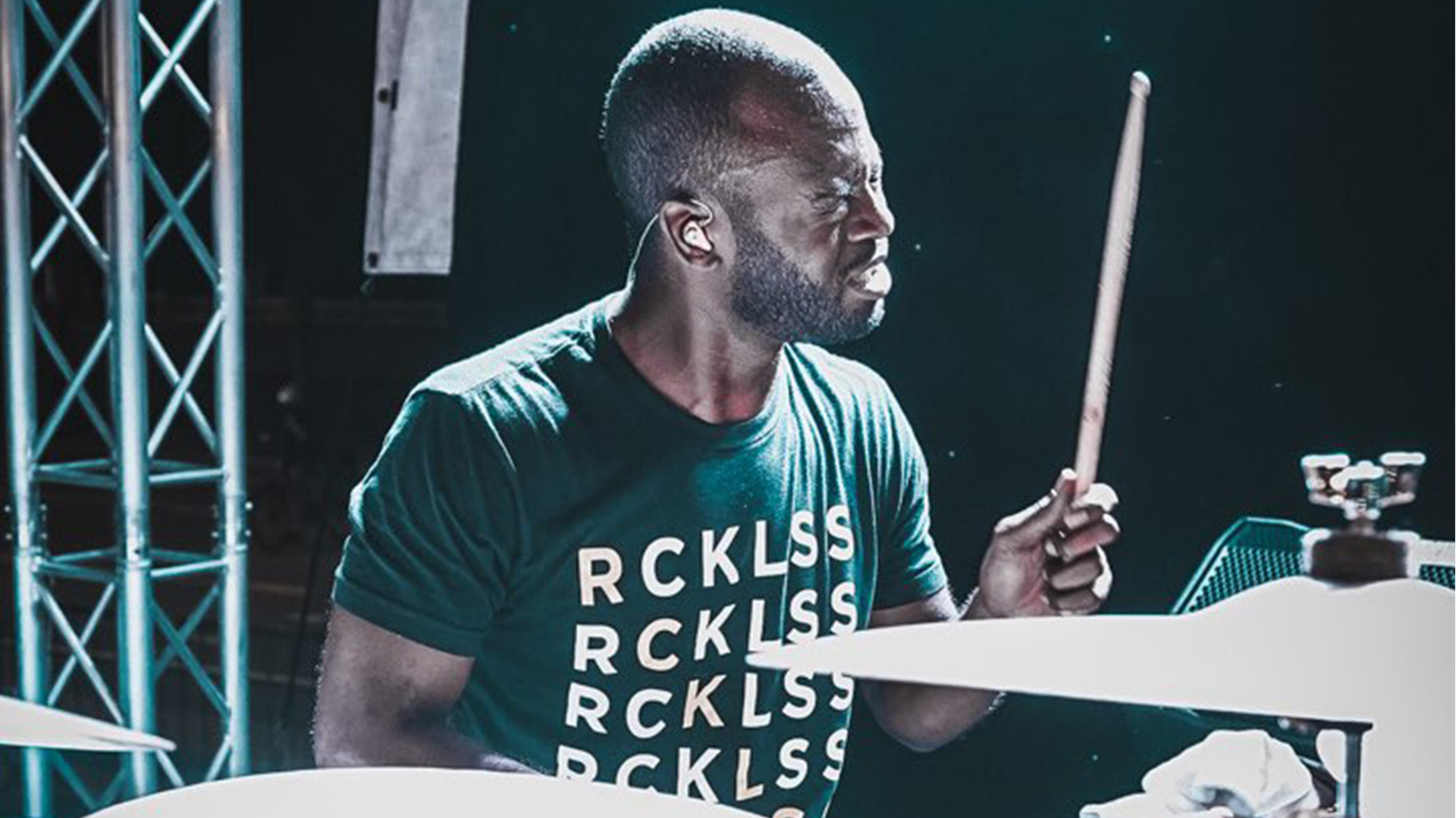 Episode 032 – Meet Carlin Muccular: Drummer for Israel and New Breed and CEO of Shedtracks